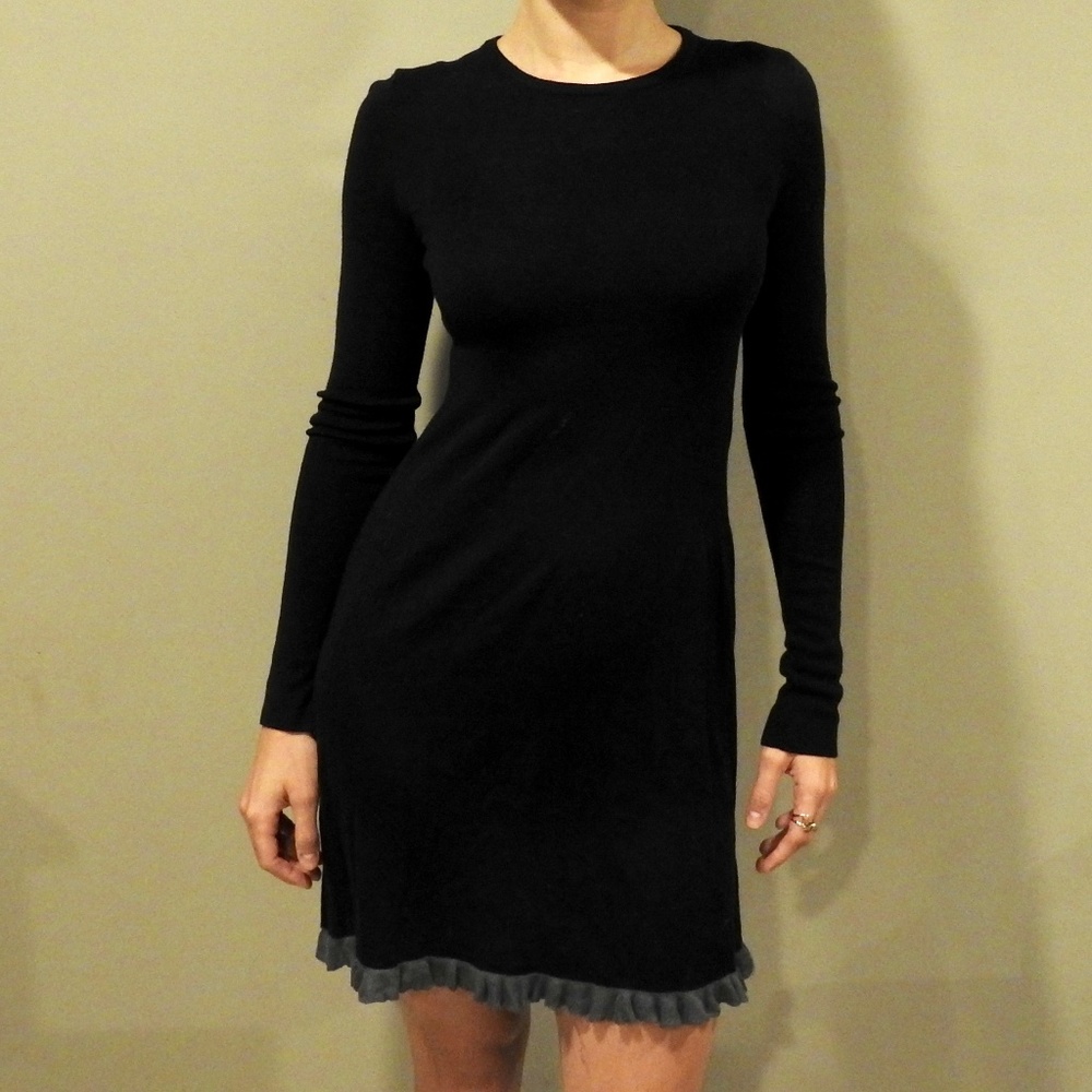 IISLI Chic black wool dress